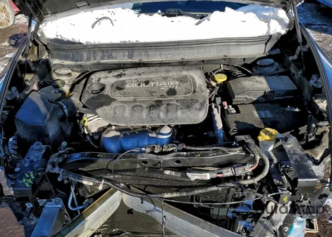 2015 Jeep Cherokee Limited z USA, uszkodzony, nr VIN 1C4PJMDB1FW758725